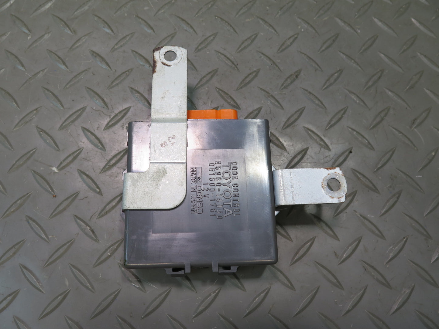 86-92 Toyota Supra MA70L Front Left Door Control Module 85980-14060 OEM