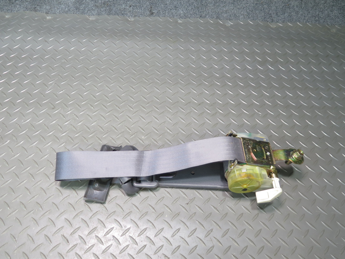 89-92 TOYOTA SUPRA MK3 FRONT RIGHT & LEFT SIDE SEATBELT RETRACTOR SET OEM