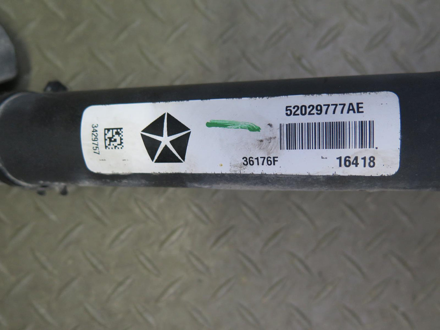 18-19 Jeep Wrangler JL Fuel Tank Filler  Neck Tube Line 52029777AE OEM