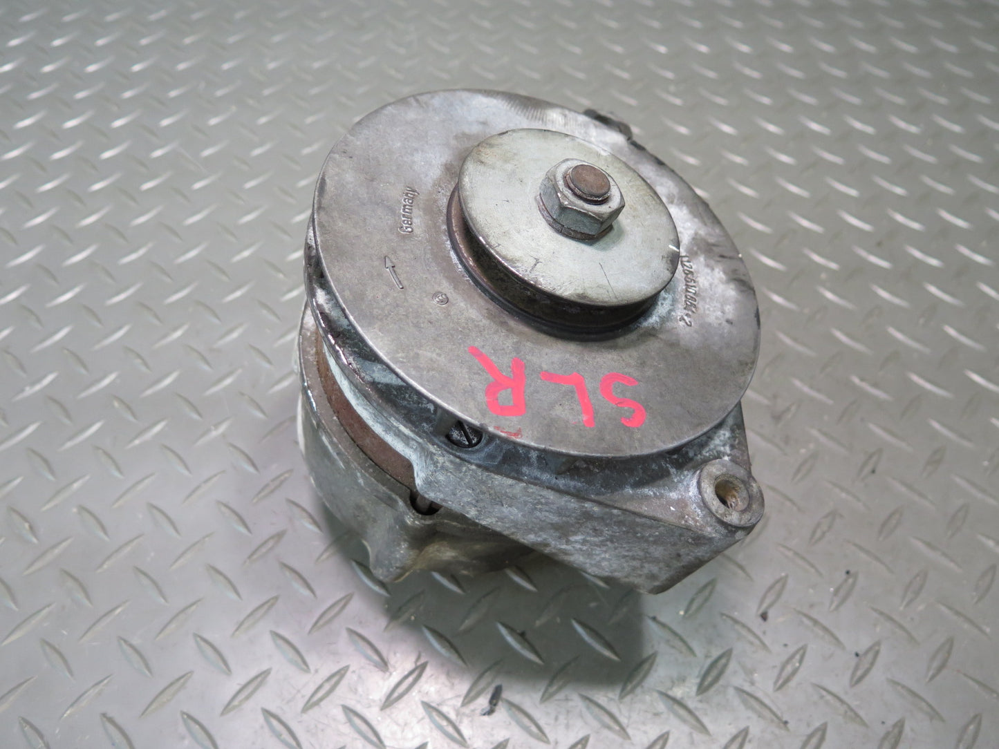 81-85 Mercedes R107 380SL 70AMP Engine Alternator Generator 0120489078 OEM