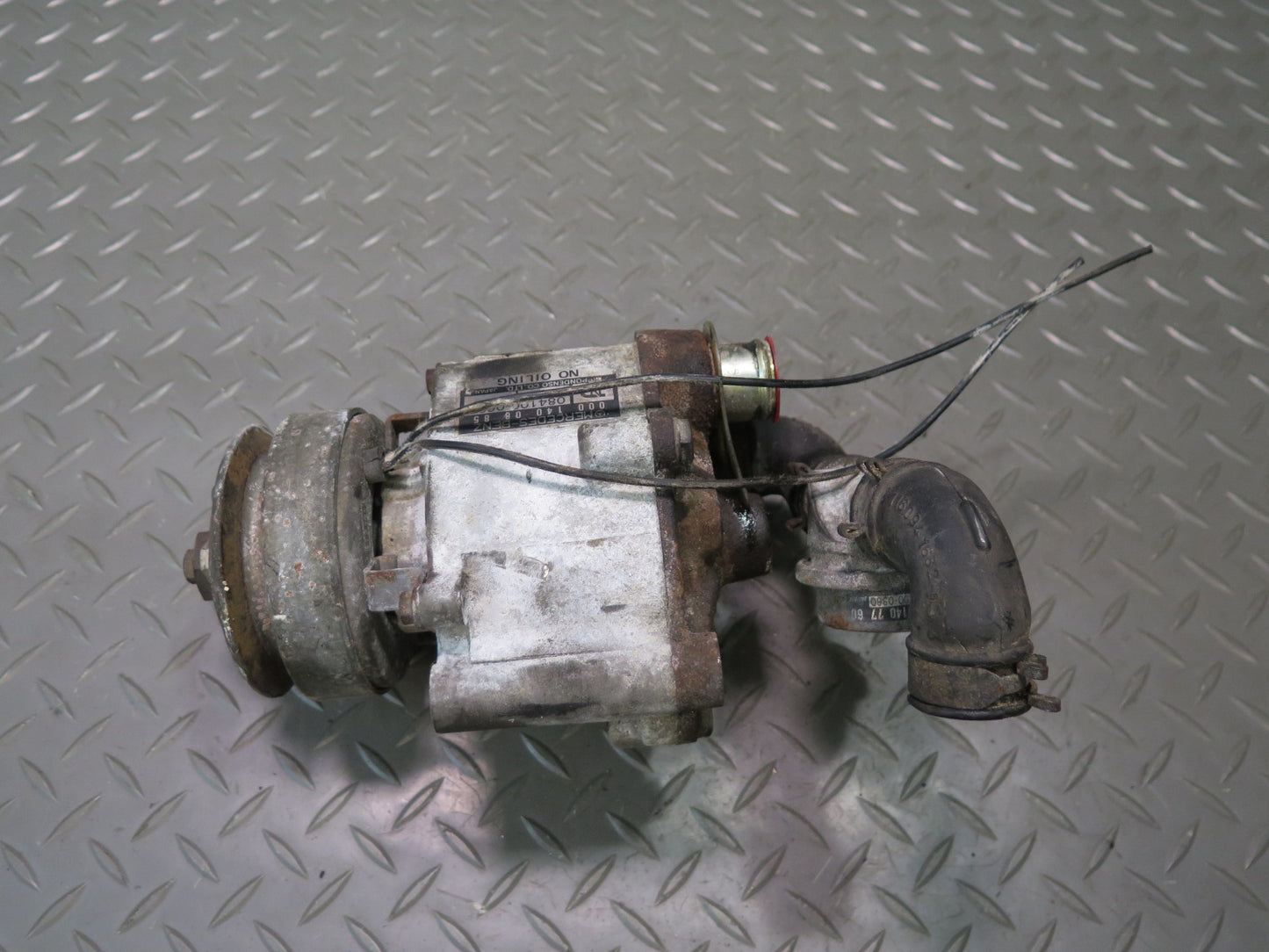 81-89 Mercedes R107 380SL 560SL Air Injection Smog Pump 0001400885 OEM