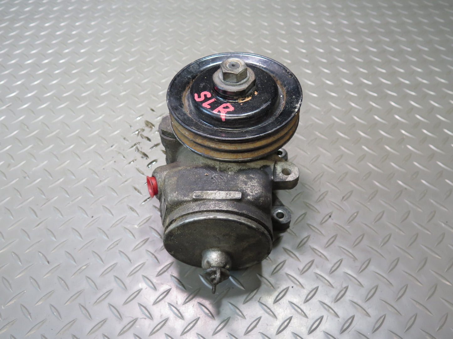 73-85 Mercedes R107 380SL 450SL Power Steering Pump Motor OEM