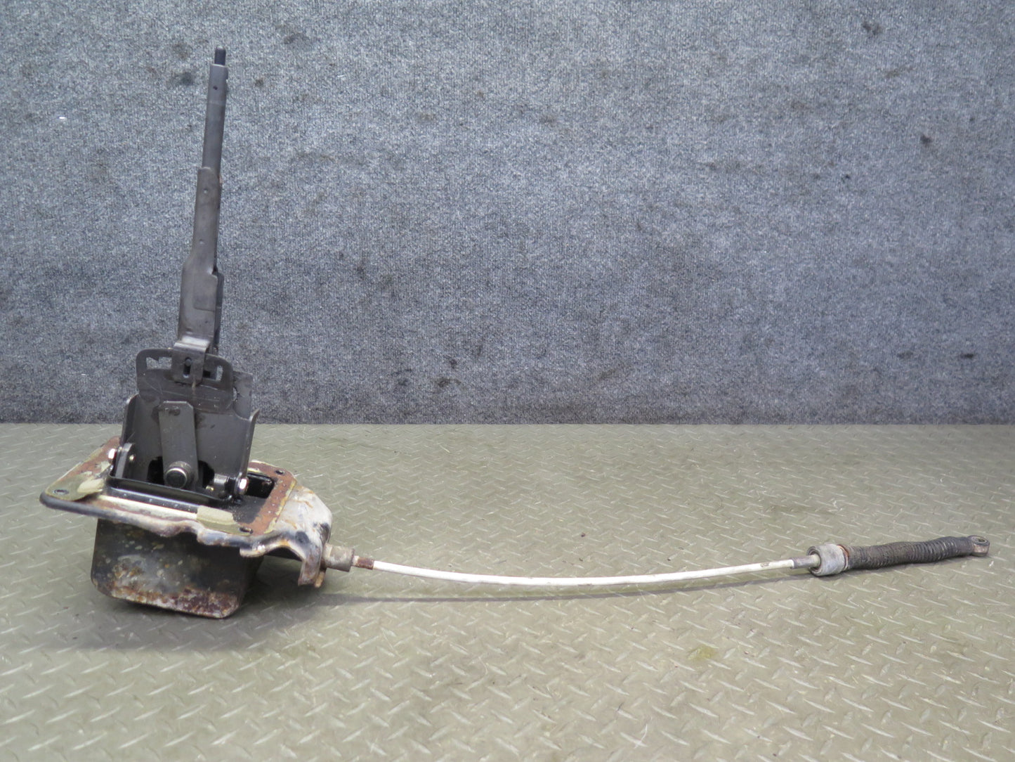 97-03 VW Eurovan T4 A/T Automatic Transmission Shifter w Cable OEM