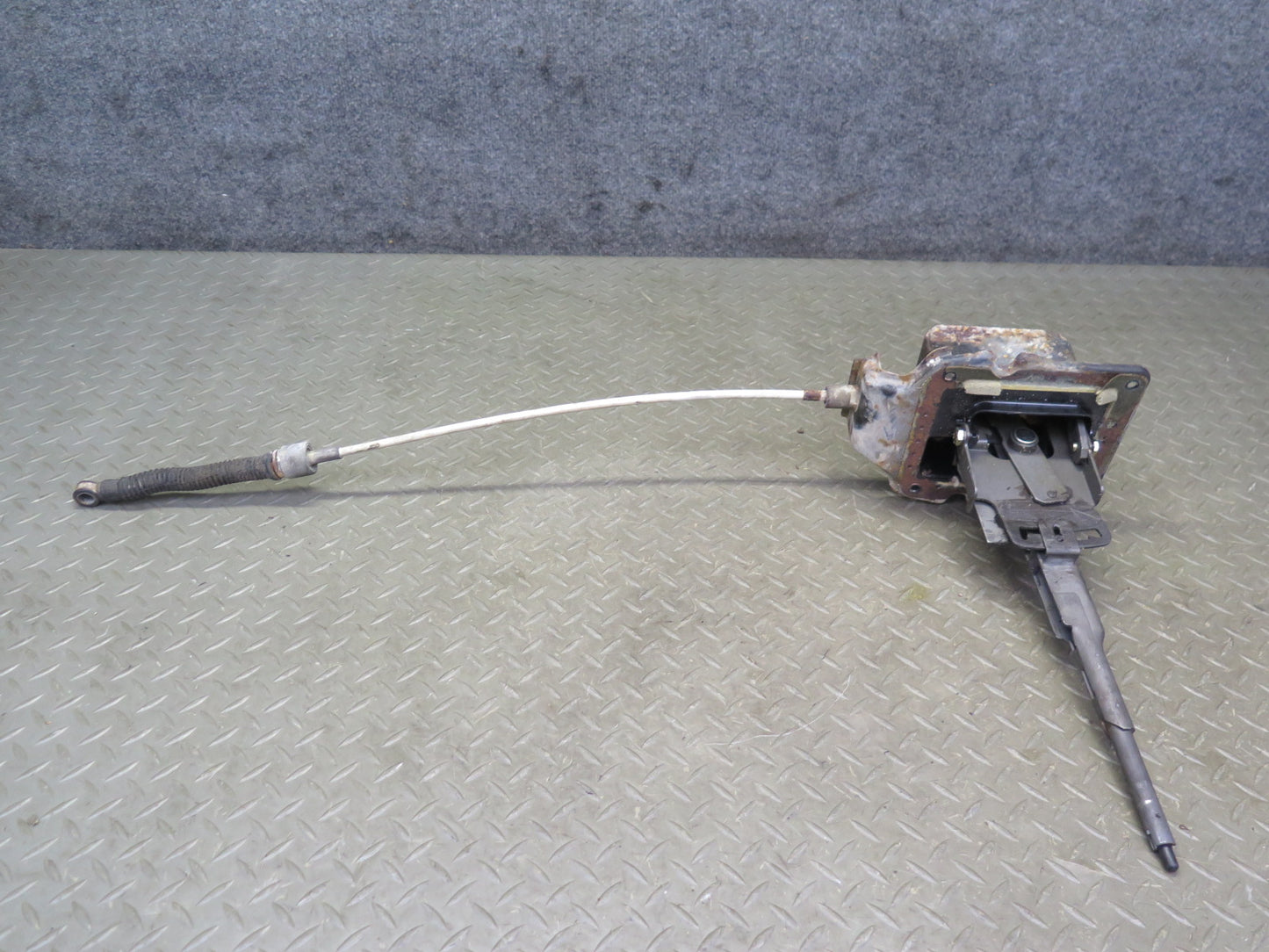 97-03 VW Eurovan T4 A/T Automatic Transmission Shifter w Cable OEM