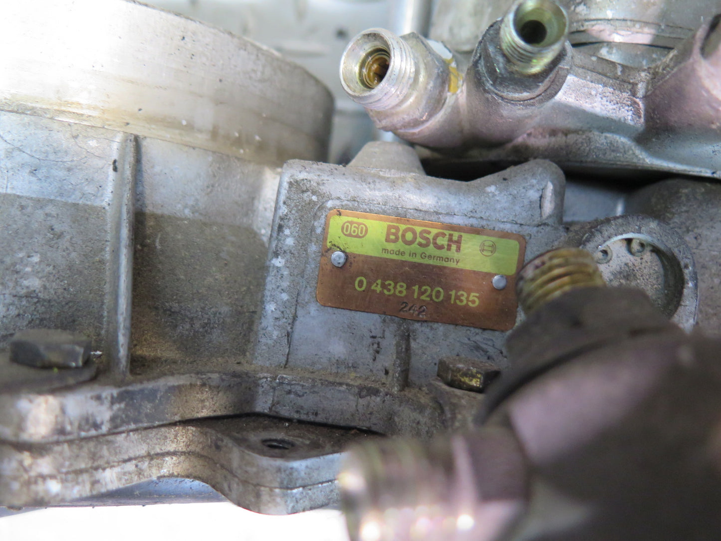 81-85 Mercedes R107 380SL M116.962 Fuel Distributor & Air Flow Meter OEM