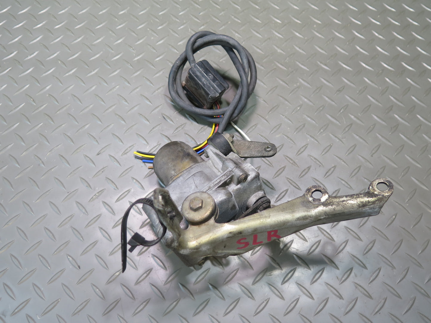 81-89 Mercedes R107 380SL 560SL Cruise Control Actuator Motor 0015457532 OEM