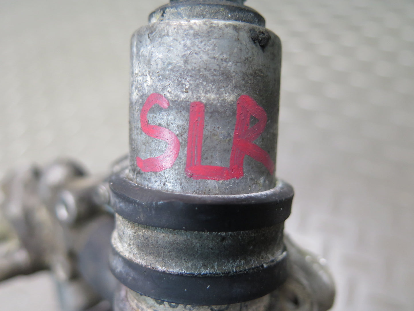 81-85 Mercedes R107 380SL M116.962 Cold Start Idle Air Control Valve OEM