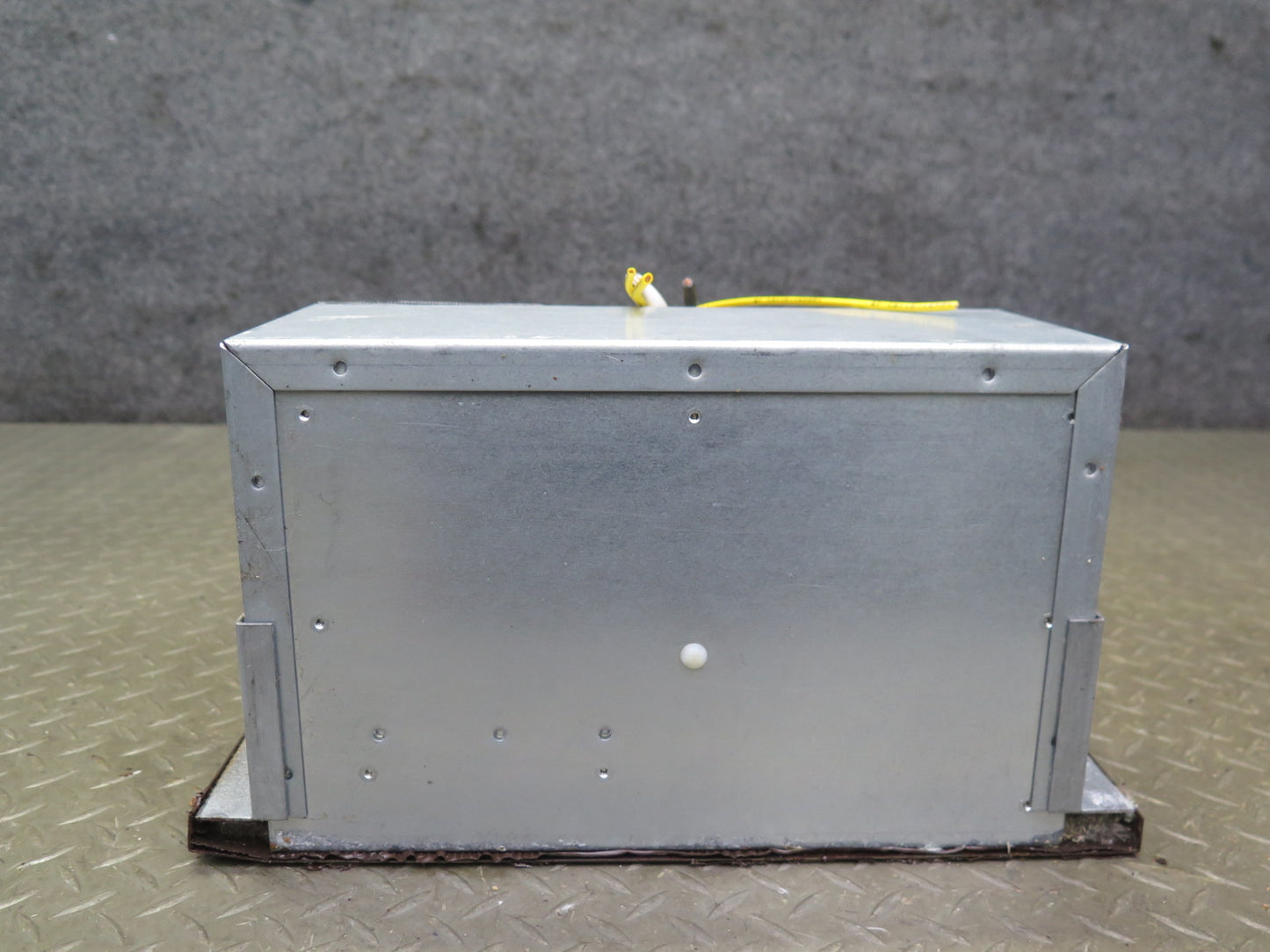 02-03 VW Eurovan T4 Winnebago Vista Magnetek 7345 Power Converter Charger 45 AMP