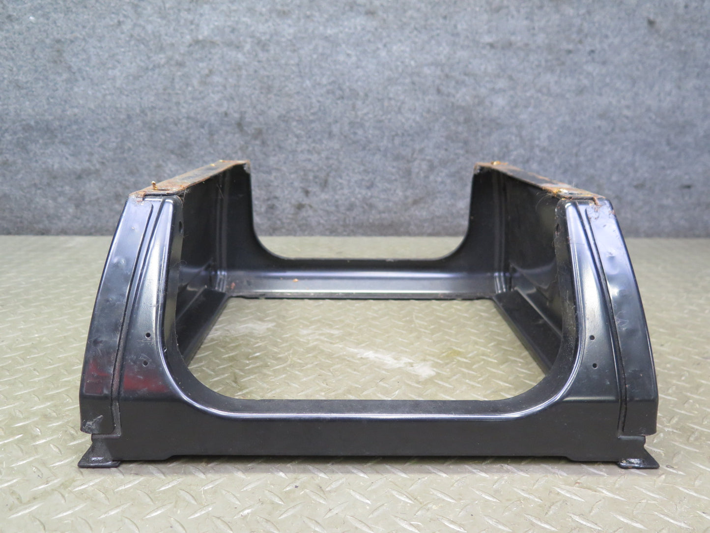 00-03 VW Eurovan T4 Front Left or Right Seat Lower Frame Console 701881669 OEM