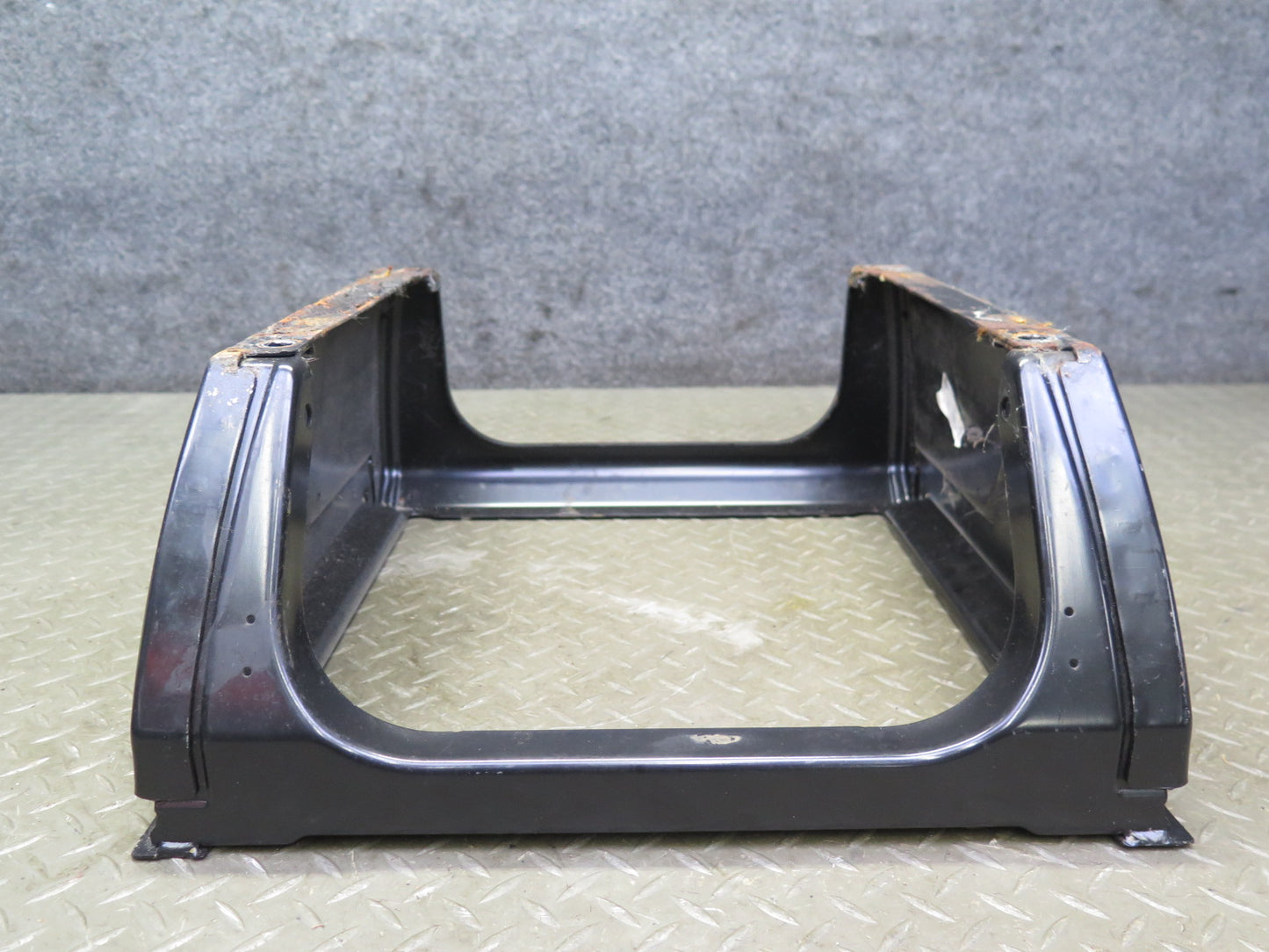00-03 VW Eurovan T4 Front Left or Right Seat Lower Frame Console 701881669 OEM