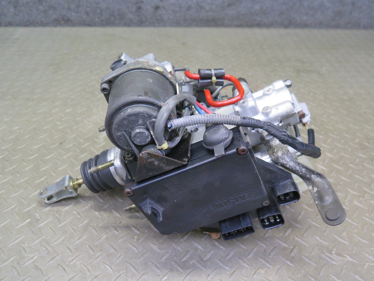 02-10 Lexus Z40 SC430 ABS Pump Brake Master Cylinder Booster Fluid Reservoir OEM