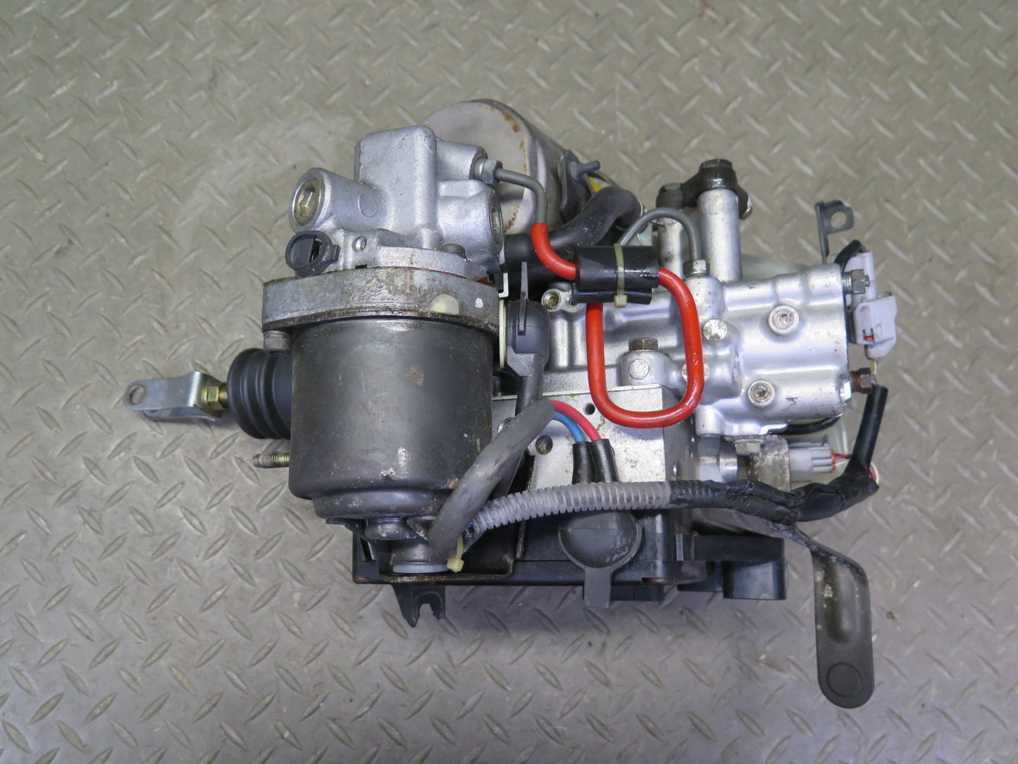 02-10 Lexus Z40 SC430 ABS Pump Brake Master Cylinder Booster Fluid Reservoir OEM