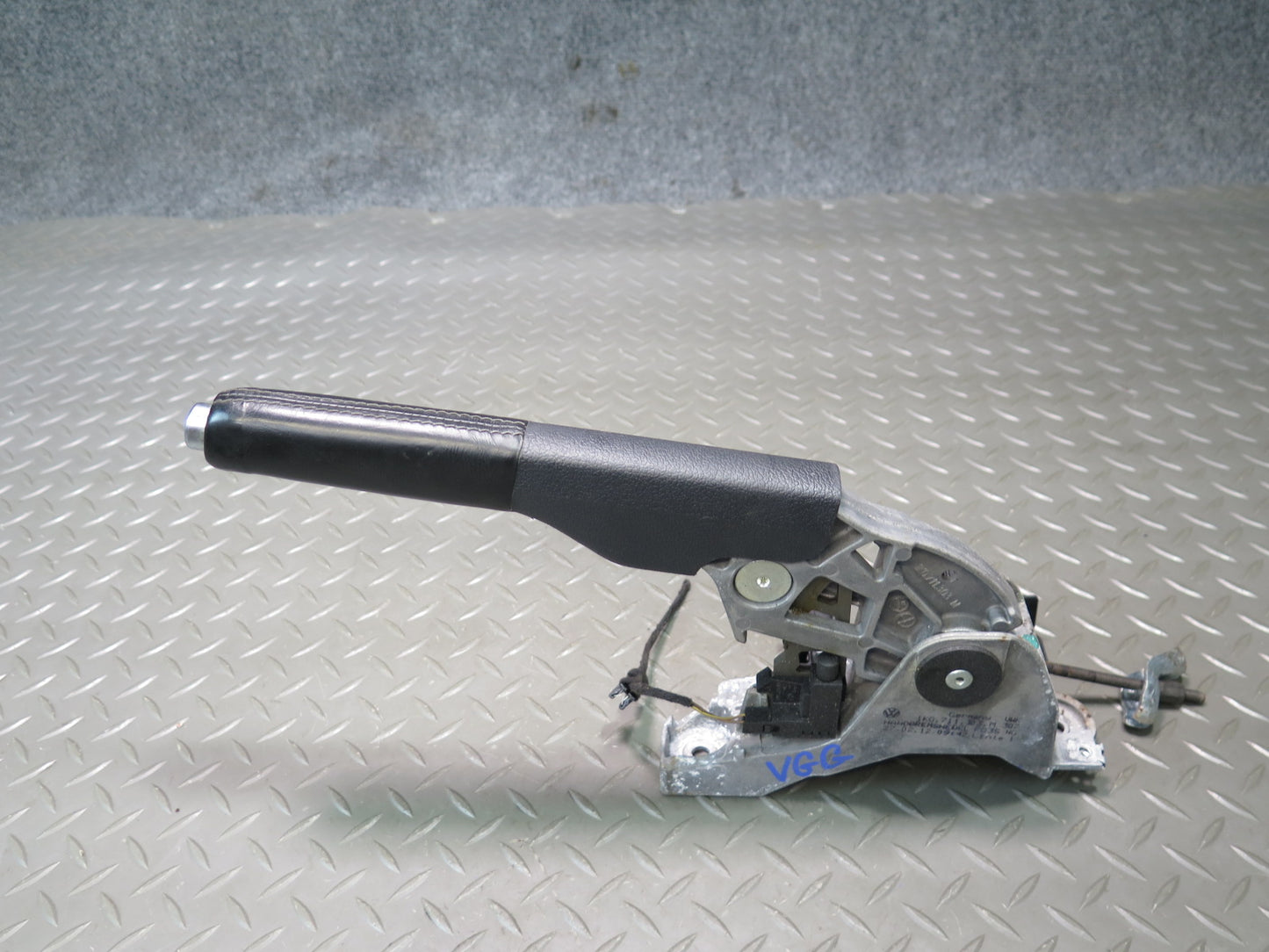 10-14 Volkswagen VW Golf GTI R MK6 Emergency Parking Brake Handle Level OEM