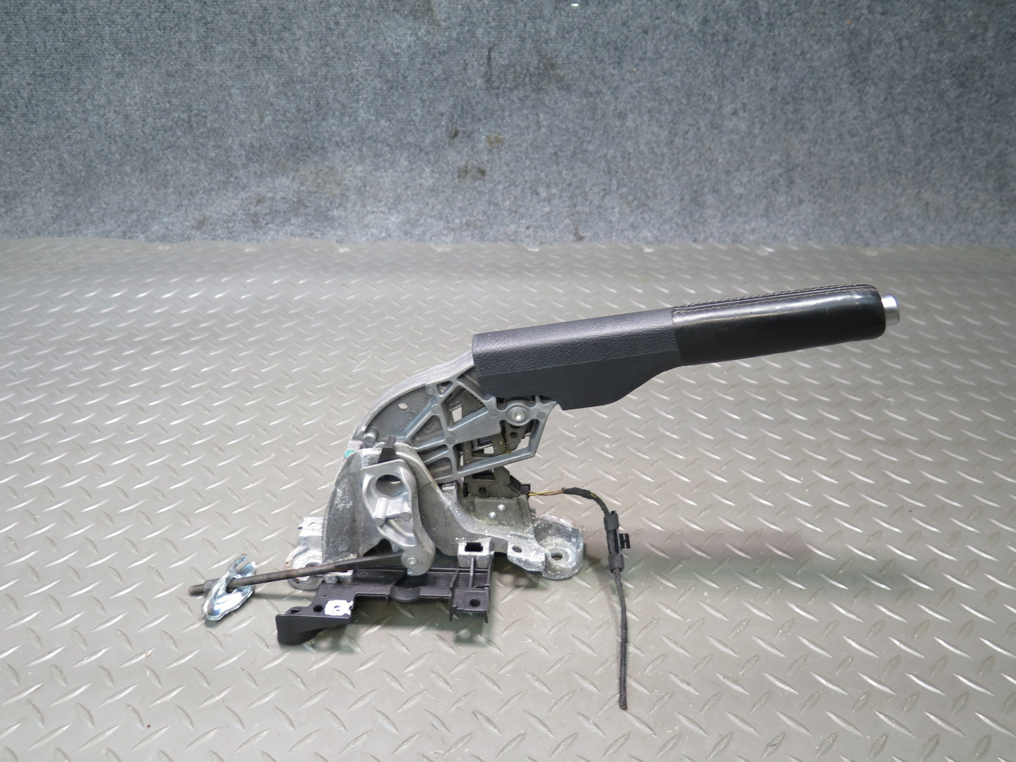 10-14 Volkswagen VW Golf GTI R MK6 Emergency Parking Brake Handle Level OEM