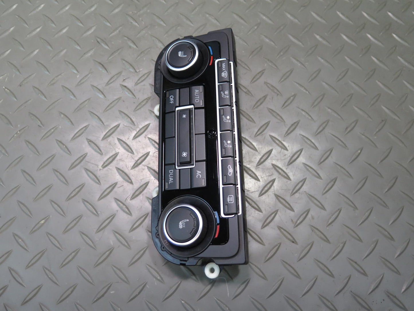 12-13 Volkswagen VW Golf R MK6 A/C Climate Control Switch Panel 5K0907044FE OEM