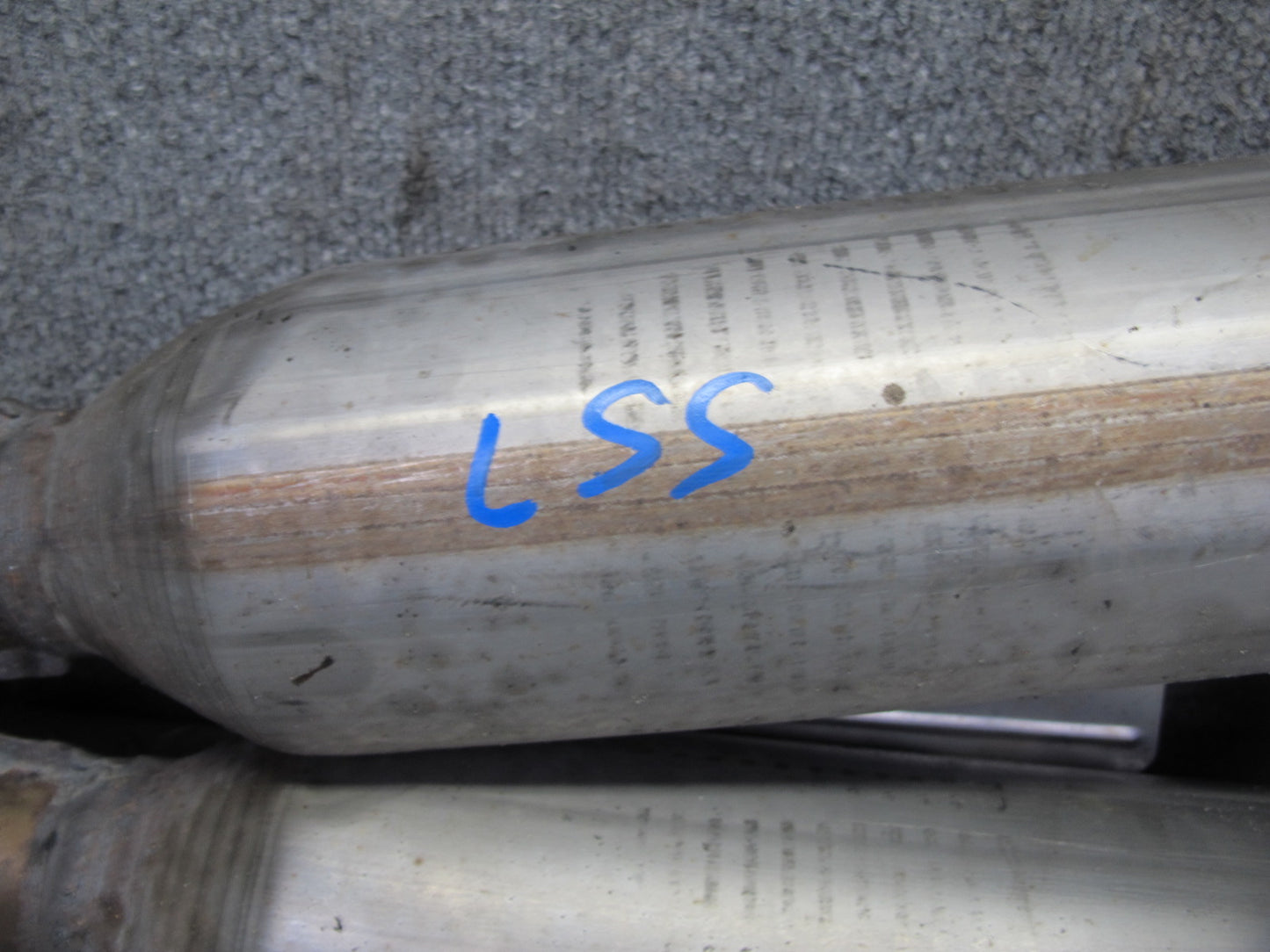 01-06 Lexus UCF30L LS430 Center Exhaust Pipe Line OEM