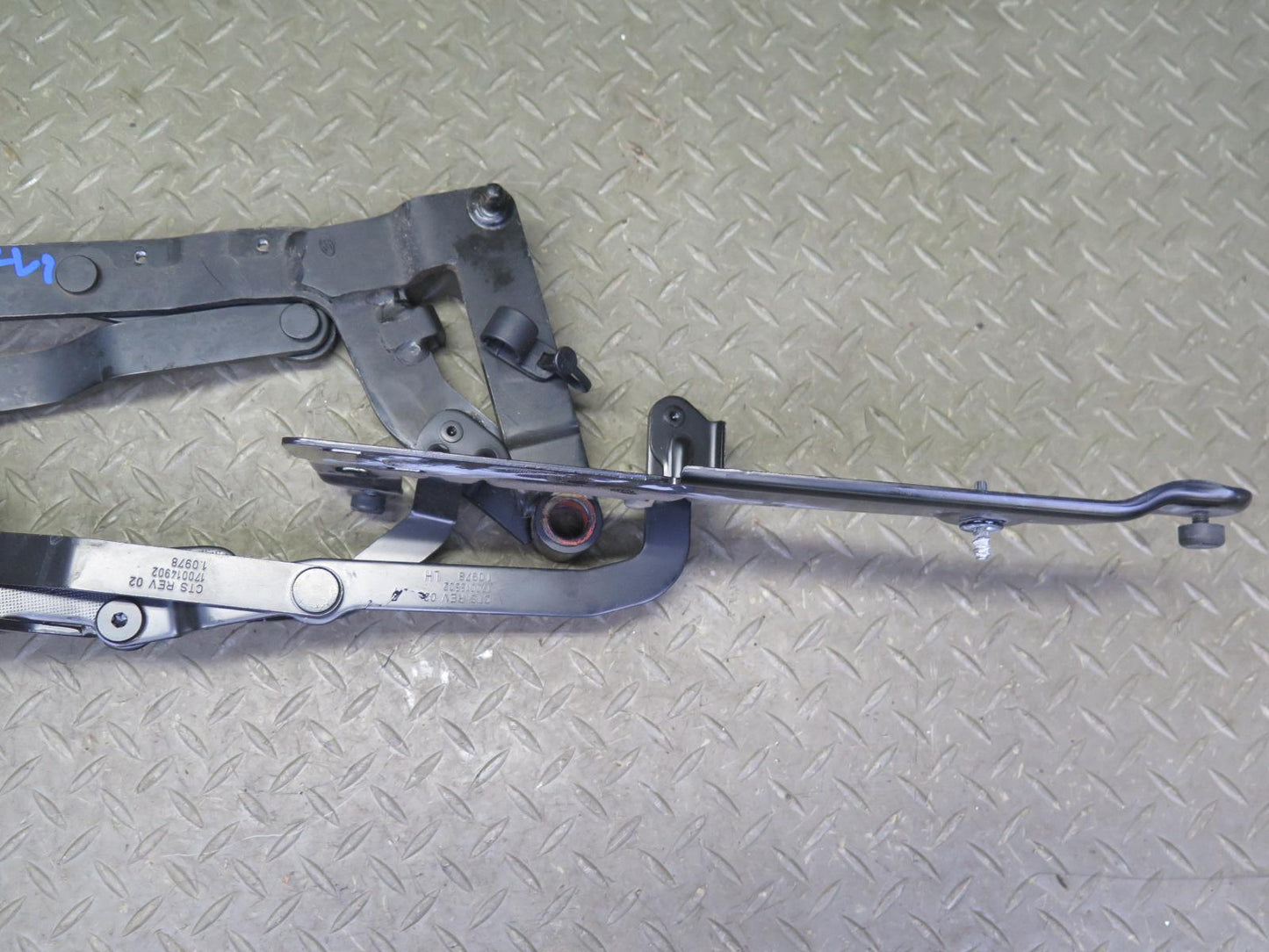 2004-2009 Cadillac XLR Rear Left & Right Side Convertible TOP Hinge Bracket Set