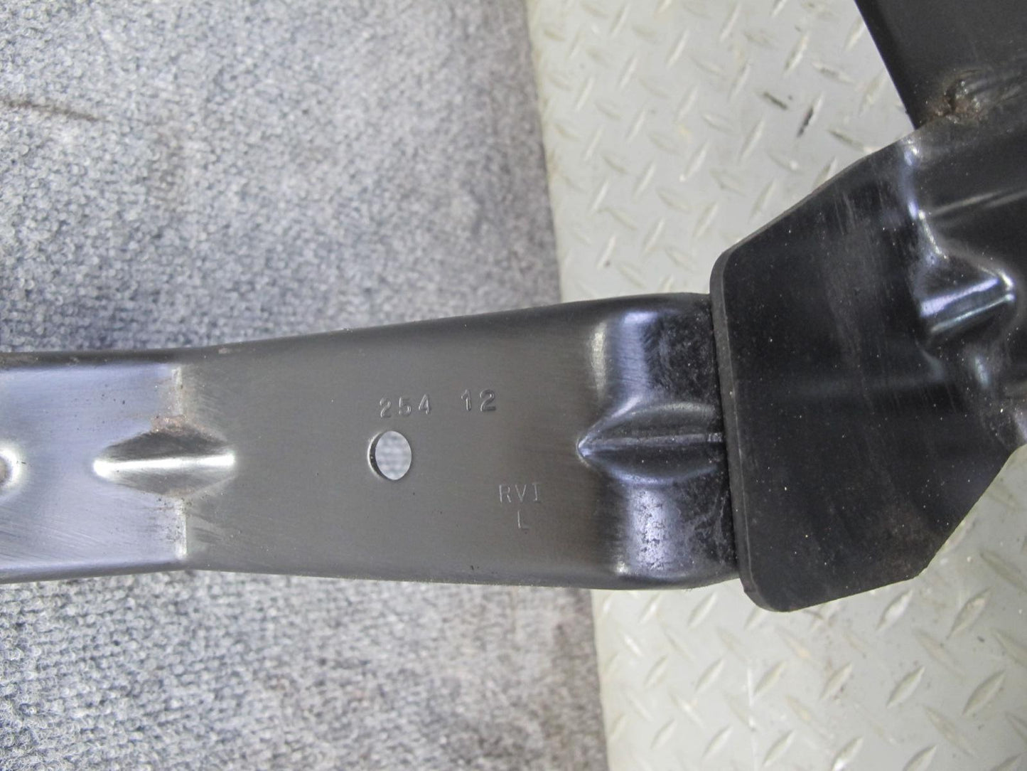 2007-2014 Cadillac Escalade Front Bumper Impact Reinfocement Bar