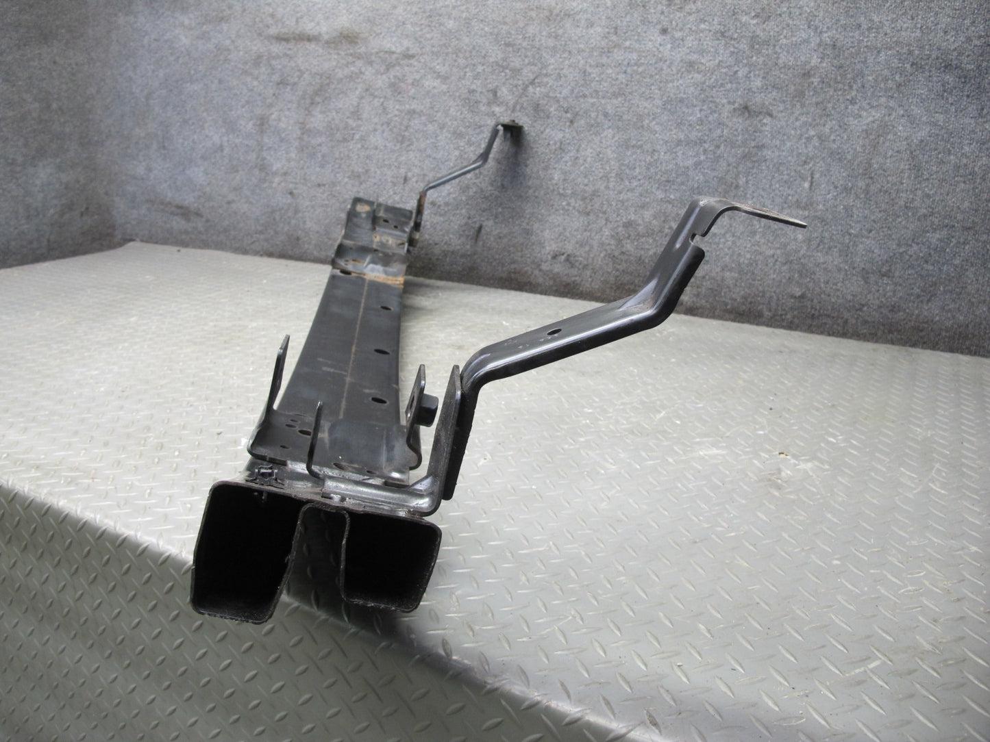 2007-2014 Cadillac Escalade Front Bumper Impact Reinfocement Bar