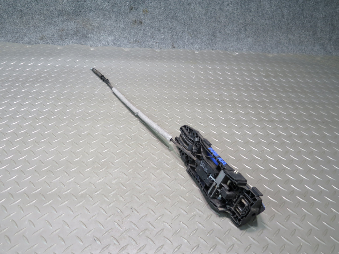 10-14 VW Golf GTI R MK6 4DOOR Rear Right Exterior Door Handle Blue OEM