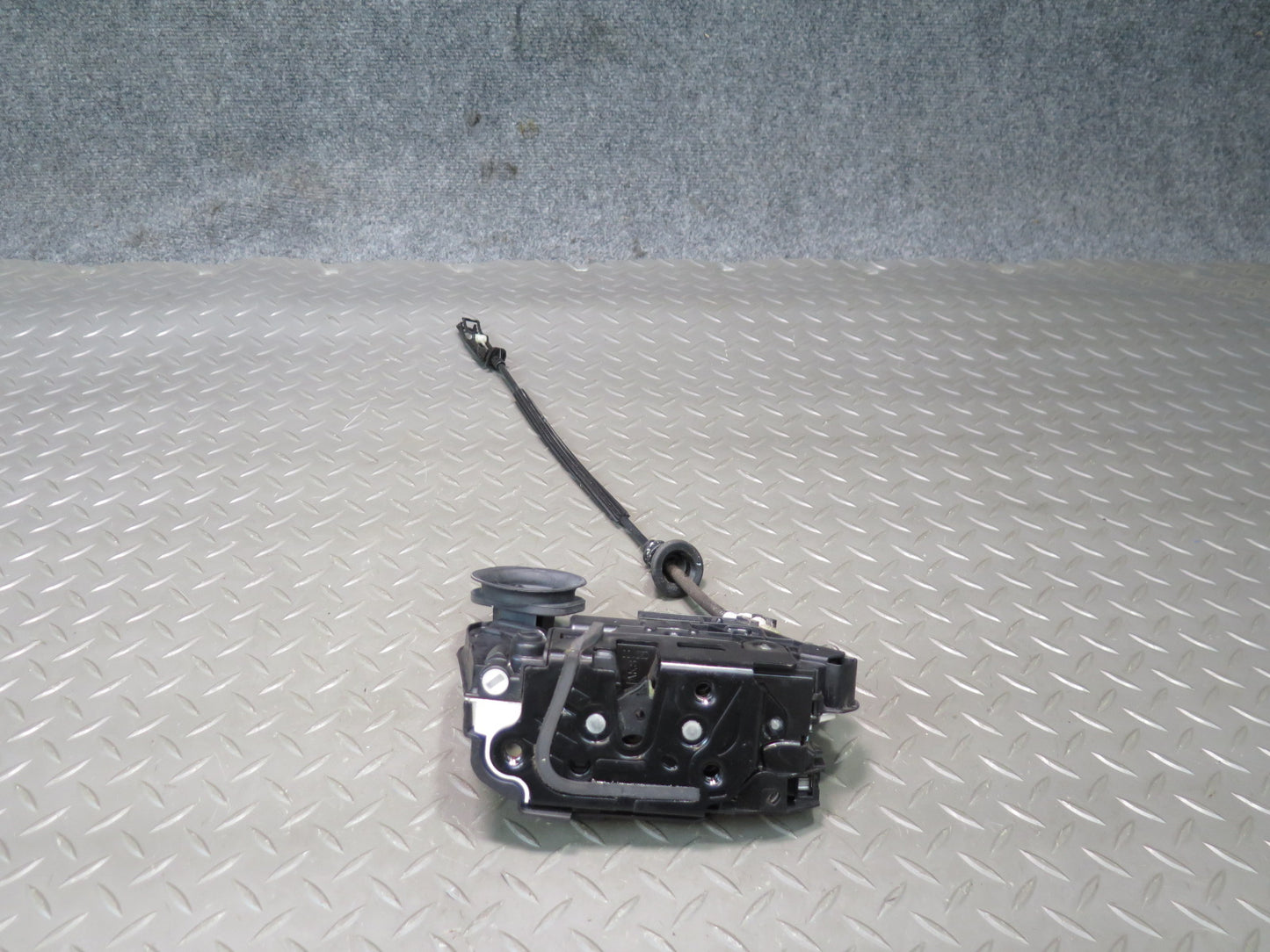 12-14 VW Golf GTI R MK6 4DOOR Rear Left Door Lock Latch Actuator 5K4839016N OEM