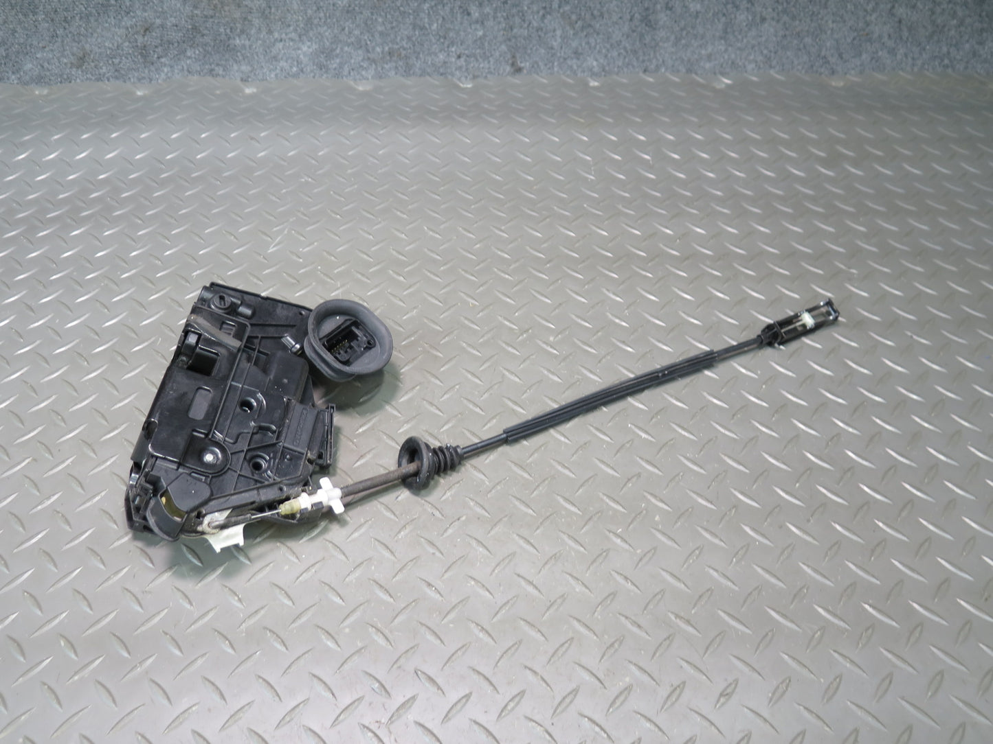 12-14 VW Golf GTI R MK6 4DOOR Rear Left Door Lock Latch Actuator 5K4839016N OEM