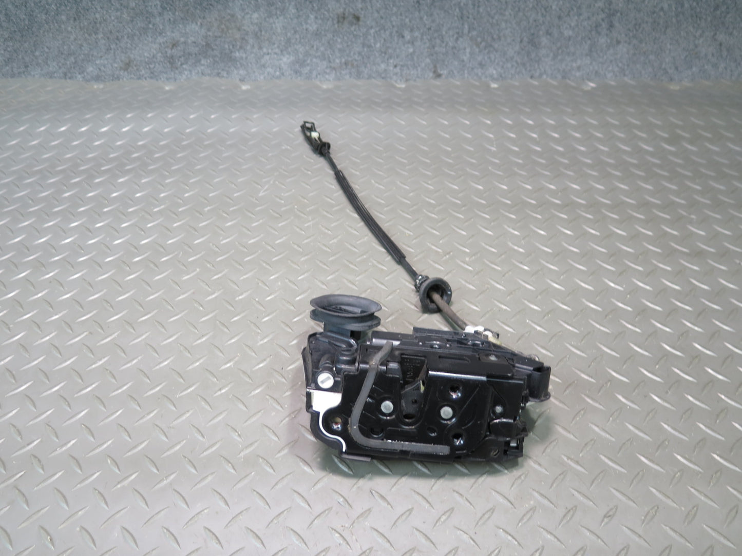 12-14 VW Golf GTI R MK6 4DOOR Rear Left Door Lock Latch Actuator 5K4839016N OEM