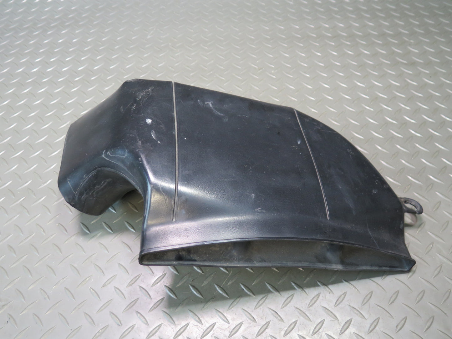 02-10 Lexus UZZ40L SC430 Air Intake Inlet Scoop Duct Tube 17751-50060 OEM