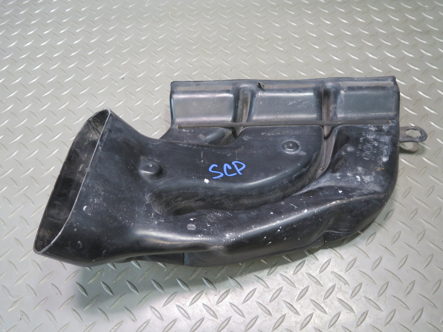 02-10 Lexus UZZ40L SC430 Air Intake Inlet Scoop Duct Tube 17751-50060 OEM