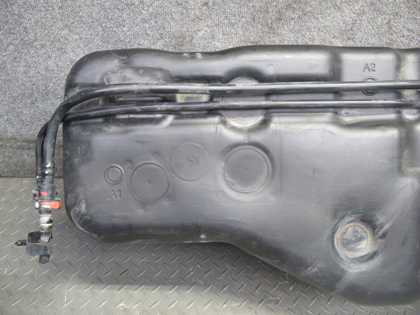 2018 Jeep Wrangler Unlimited JL 4-DOOR VIN X 6th Fuel Tank Unit 52030066AC OEM