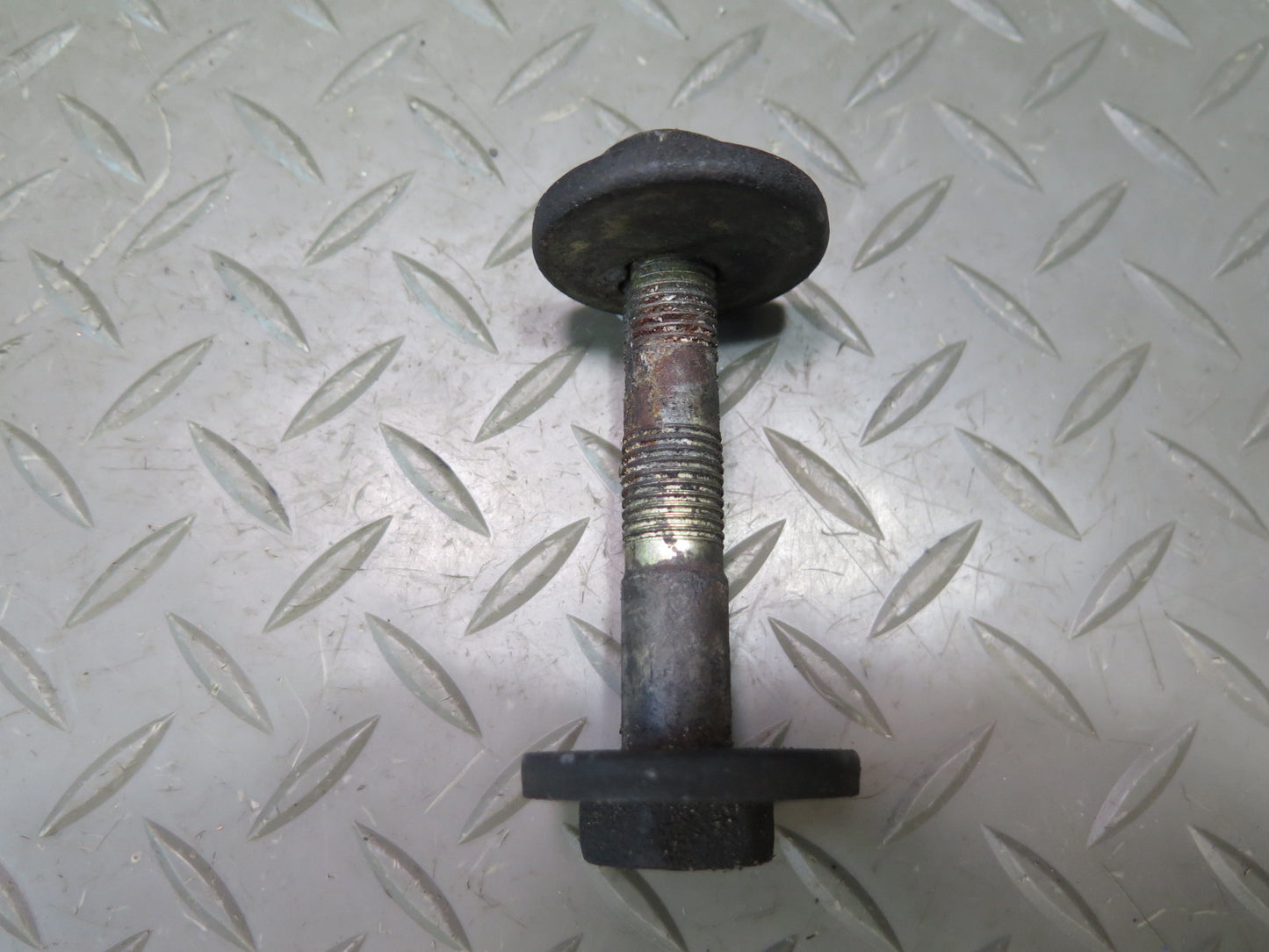02-10 Lexus Z40 SC430 Set of 2 Front Suspension Eccentric Camber Bolts OEM