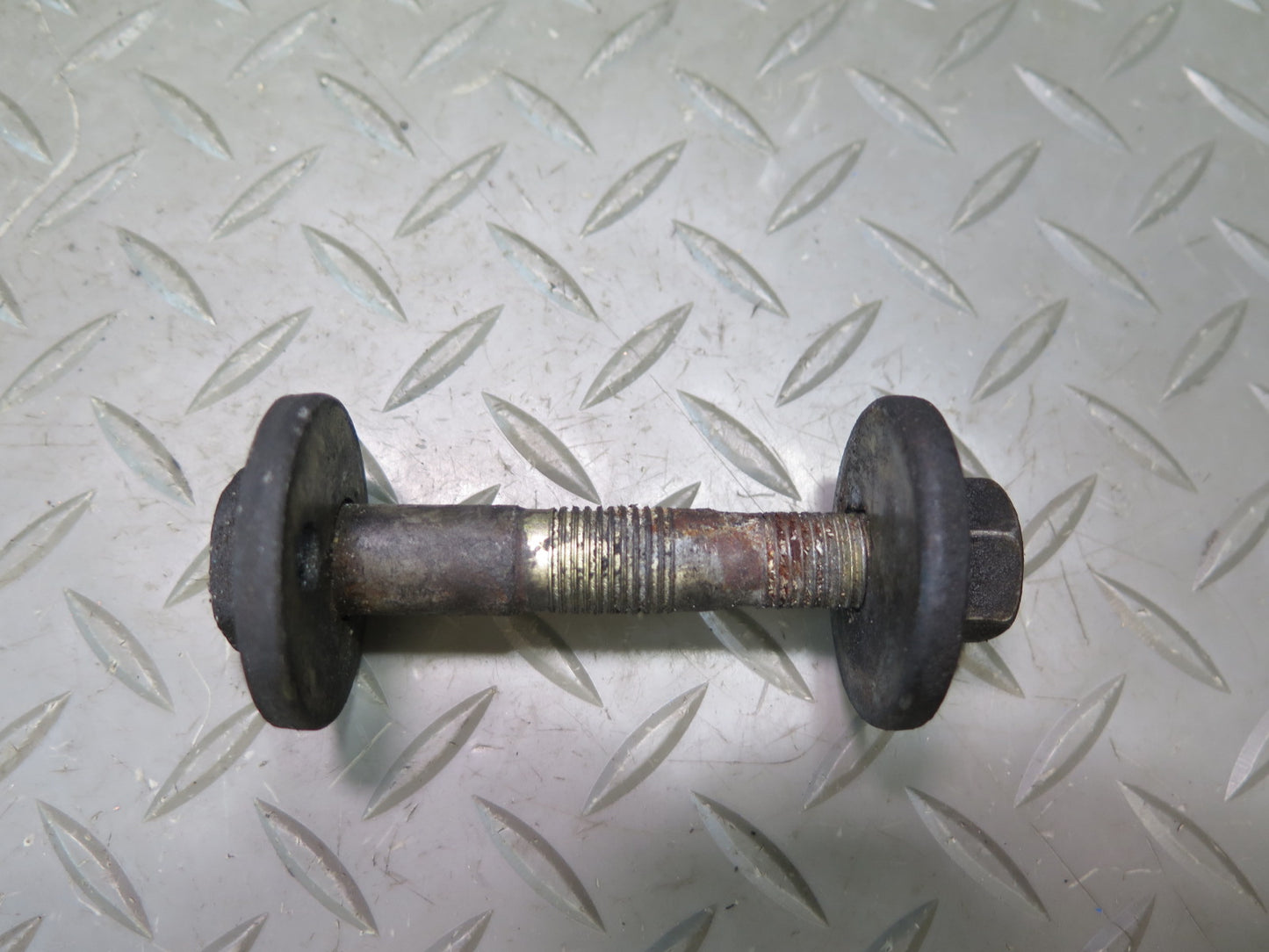 02-10 Lexus Z40 SC430 Set of 2 Front Suspension Eccentric Camber Bolts OEM