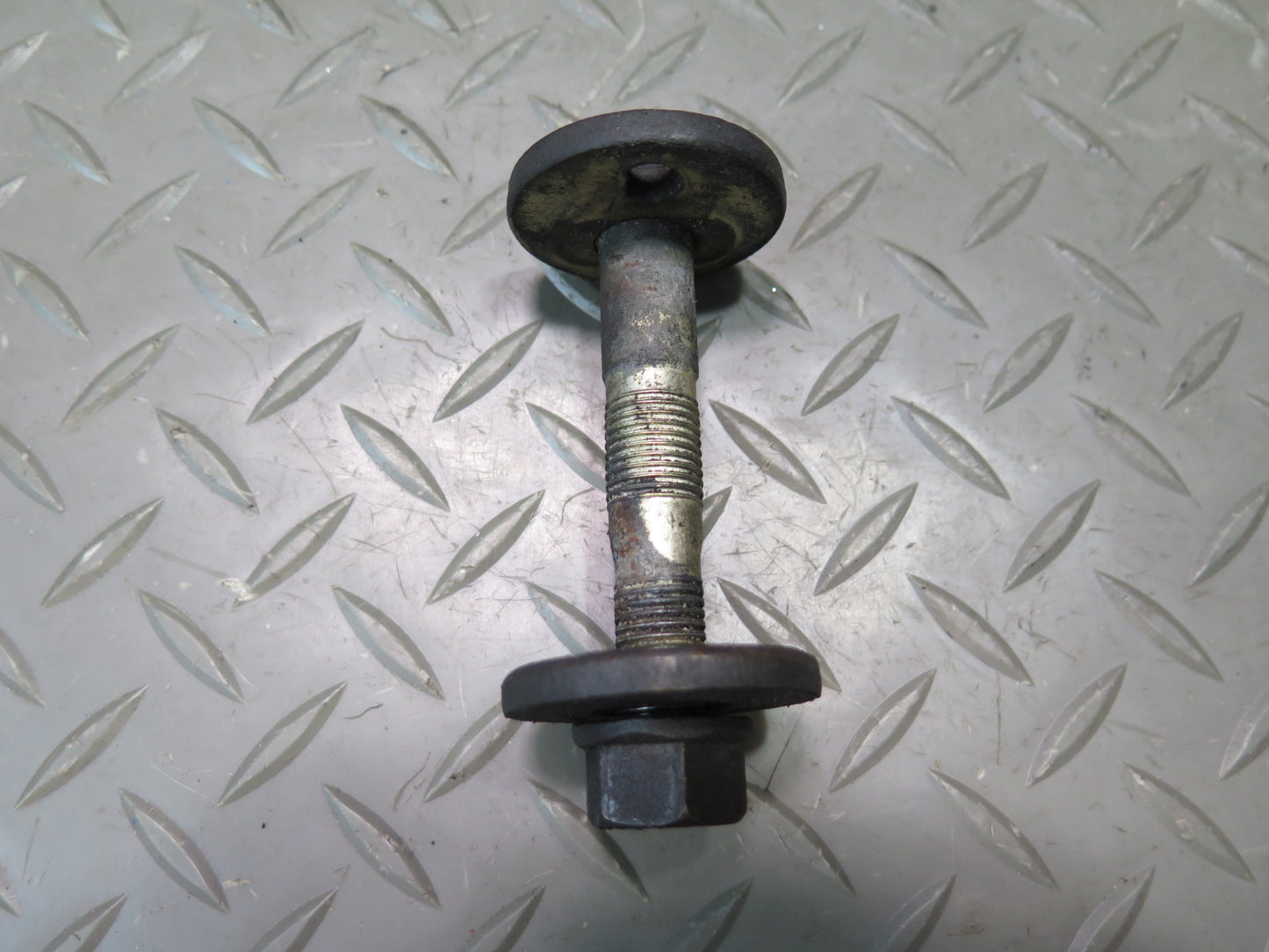 02-10 Lexus Z40 SC430 Set of 2 Front Suspension Eccentric Camber Bolts OEM