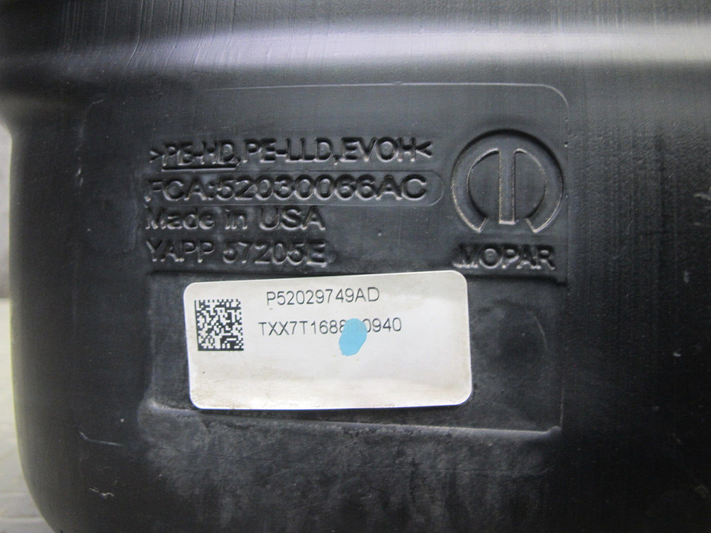 2018 Jeep Wrangler Unlimited JL 4-DOOR VIN X 6th Fuel Tank Unit 52030066AC OEM