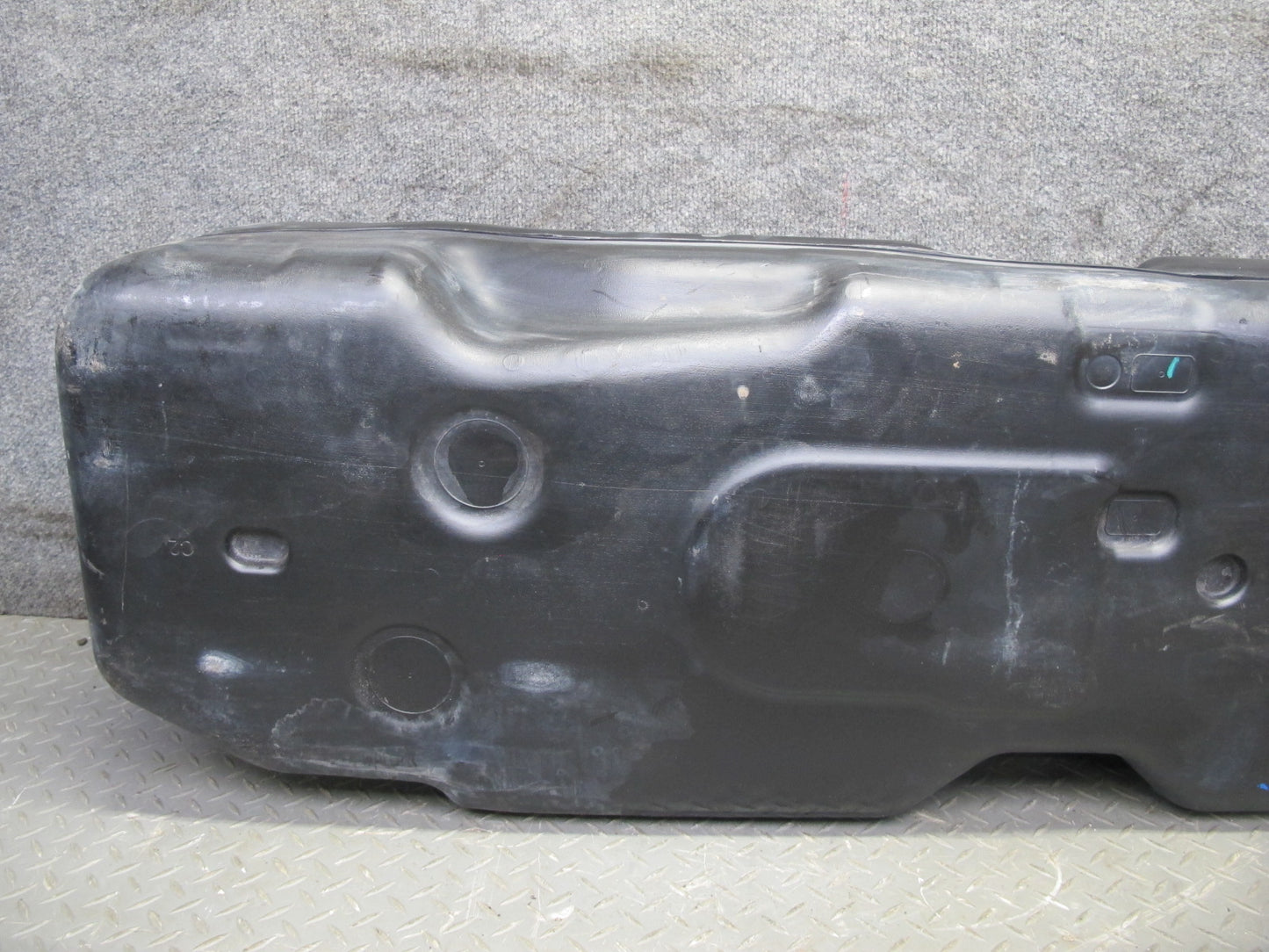 2018 Jeep Wrangler Unlimited JL 4-DOOR VIN X 6th Fuel Tank Unit 52030066AC OEM