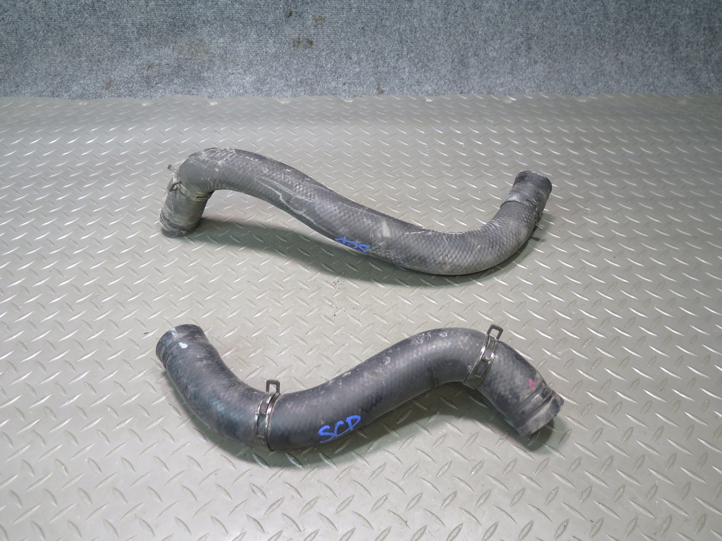 02-10 Lexus UZZ40L SC430 4.3L 3UZFE Set of 2 Engine Radiator Hose Line OEM