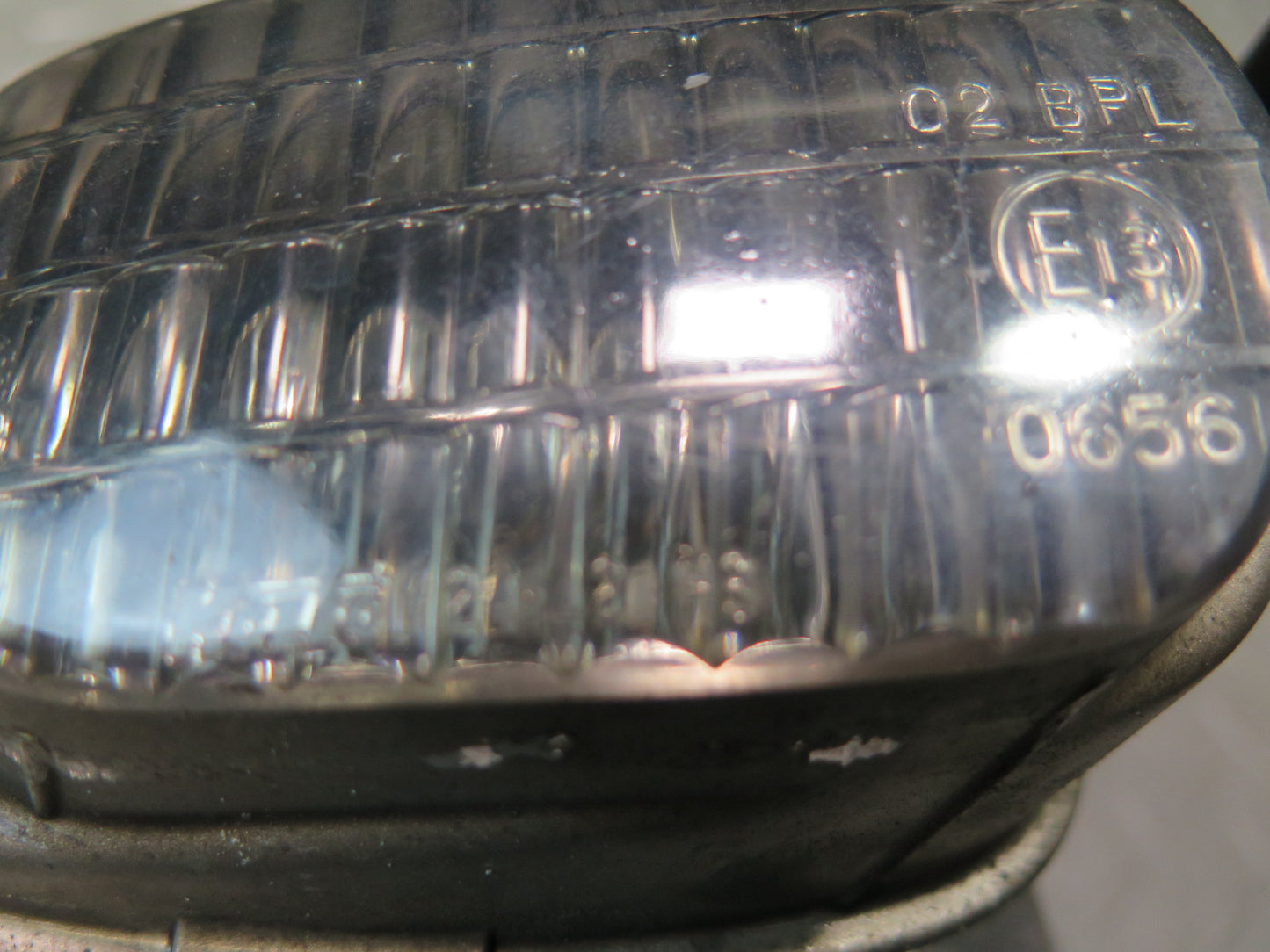 02-10 Lexus UZZ40L SC430 Front Right Fog Light Lamp OEM