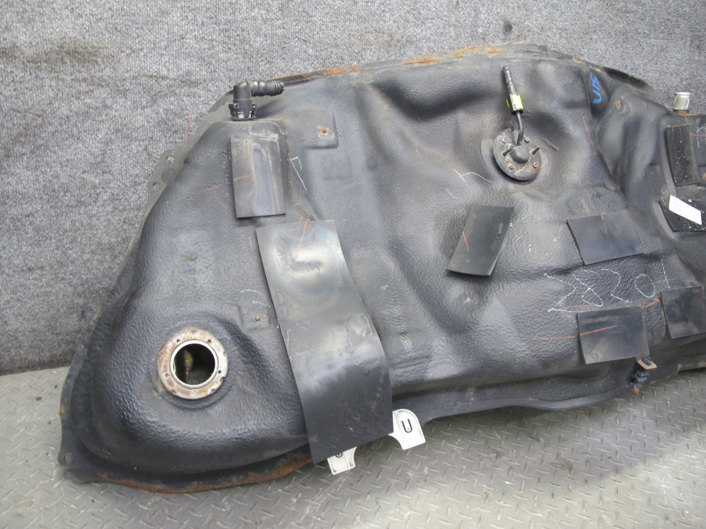06-13 Lexus GSE20L IS350 IS250 Gas Fuel Tank w Heat Shield Assembly 87K OEM
