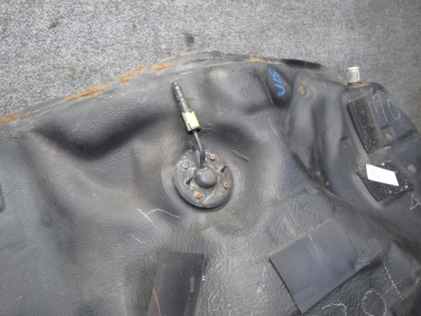 06-13 Lexus GSE20L IS350 IS250 Gas Fuel Tank w Heat Shield Assembly 87K OEM