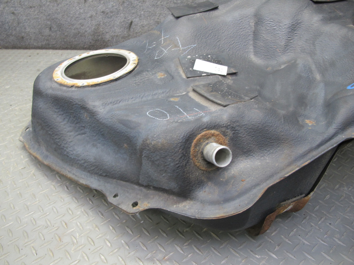 06-13 Lexus GSE20L IS350 IS250 Gas Fuel Tank w Heat Shield Assembly 87K OEM