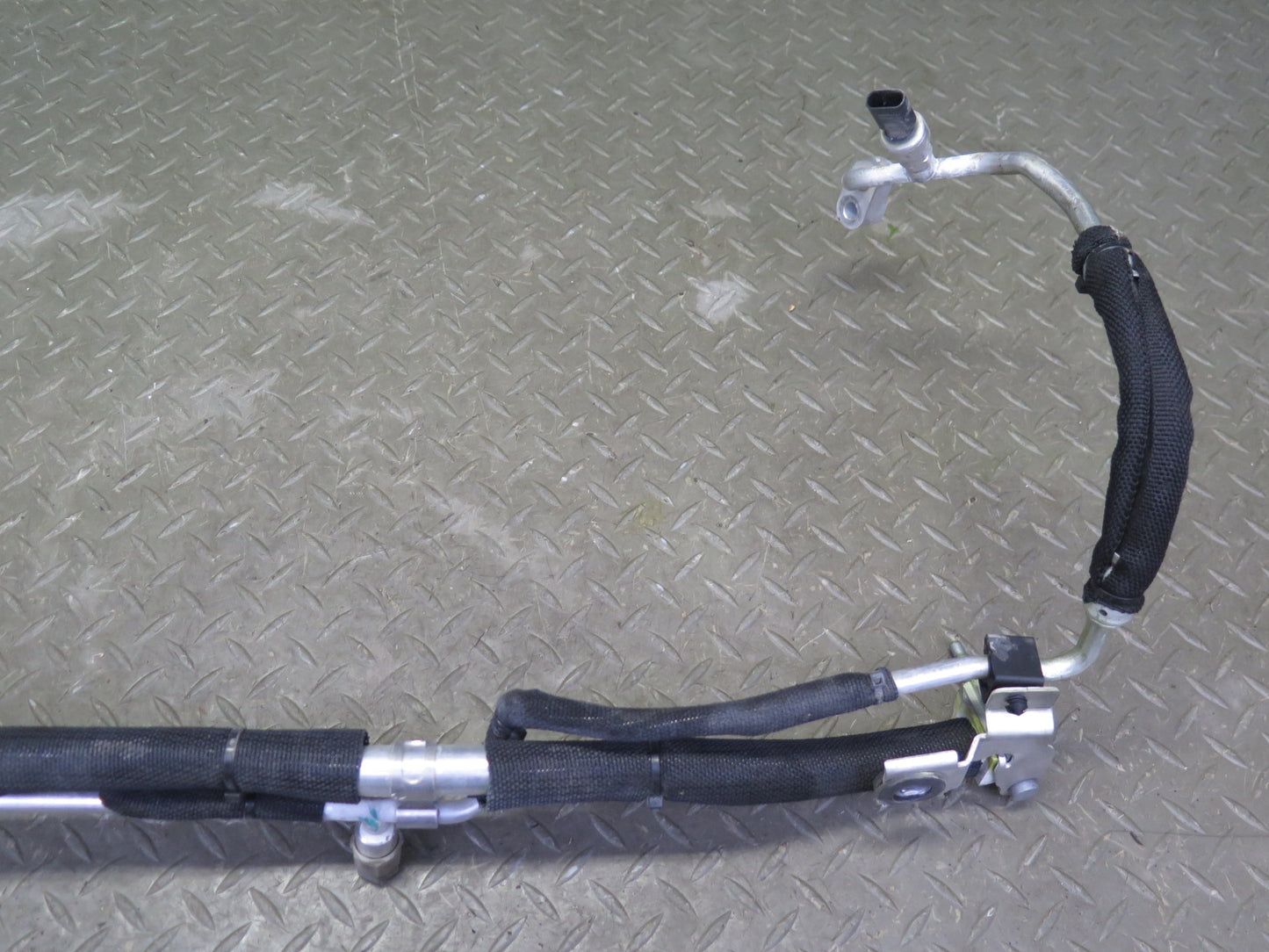 18-23 Jeep Wrangler JL 3.6L Set of 3 A/C Air Condition  Hose Pipe Line OEM