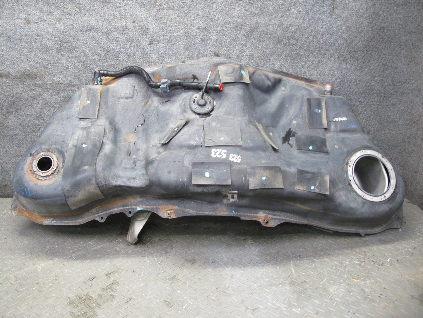 2008 Lexus USE20L Is-f Fuel Tank Reservoir w Heat Shield Assembly OEM