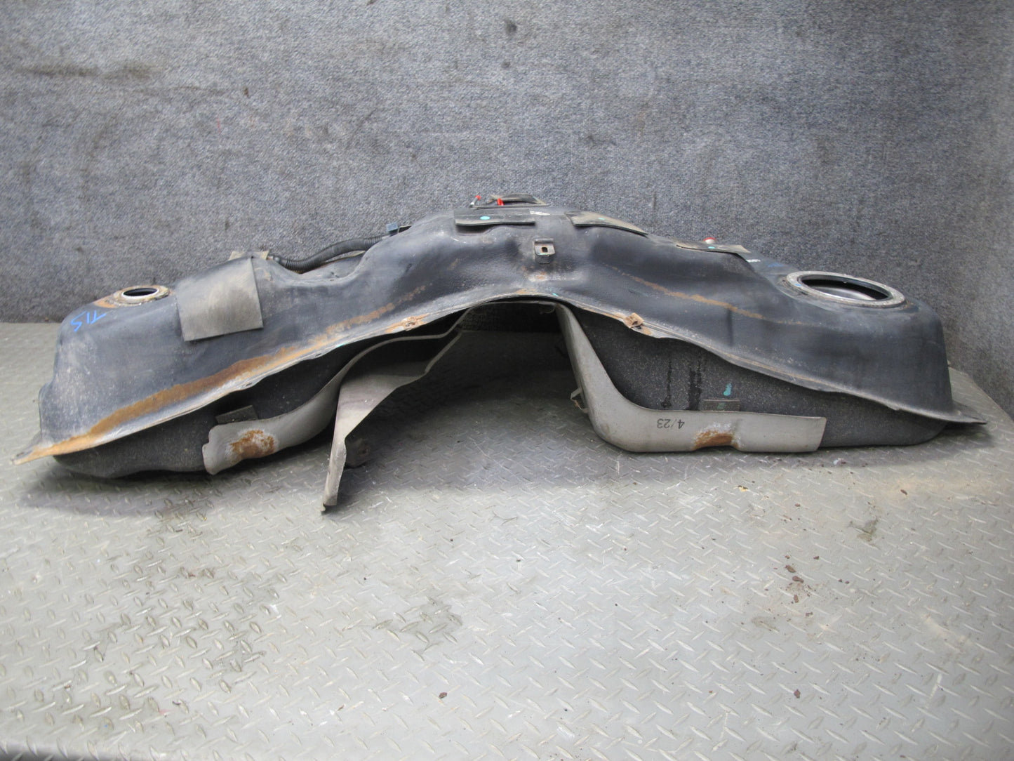 2008 Lexus USE20L Is-f Fuel Tank Reservoir w Heat Shield Assembly OEM