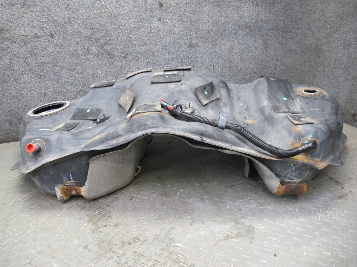 2008 Lexus USE20L Is-f Fuel Tank Reservoir w Heat Shield Assembly OEM