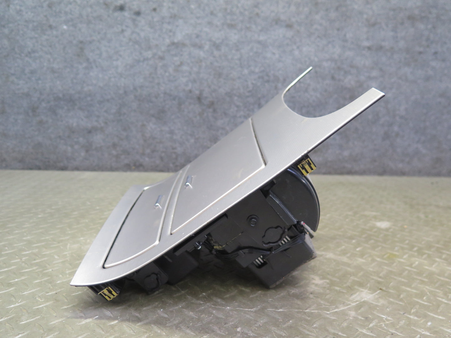 2013-2014 Cadillac Escalade Platinum Dash Console Storage Wood Trim Panel Set