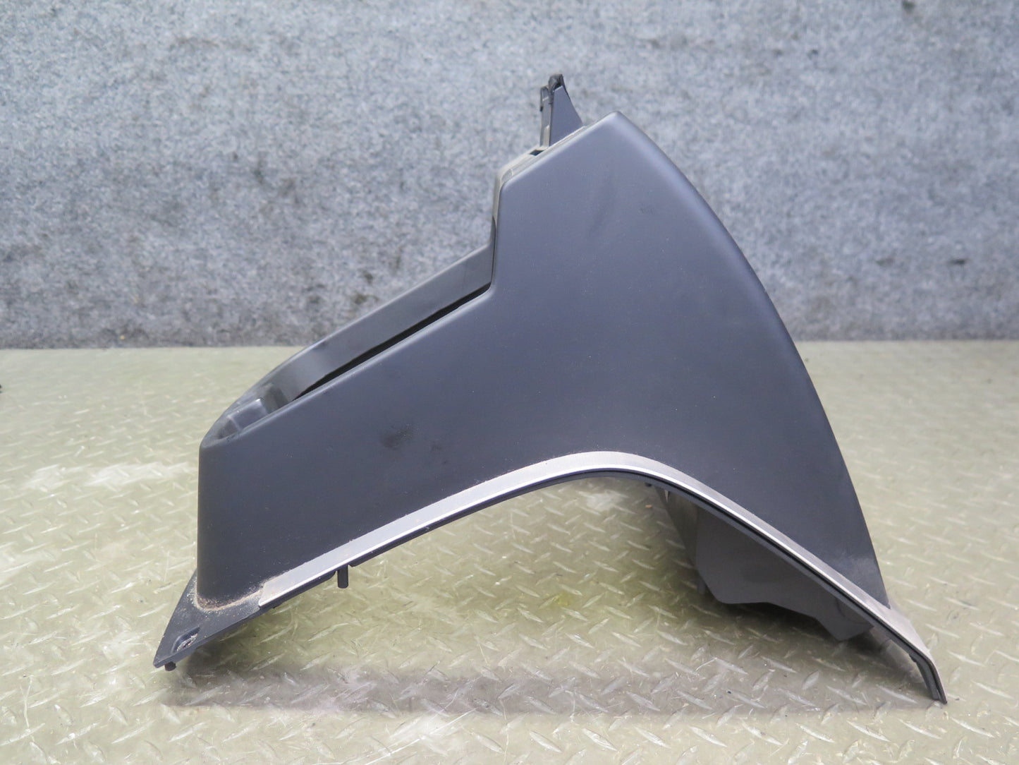 2013-2014 Cadillac Escalade Platinum Dash Console Storage Wood Trim Panel Set