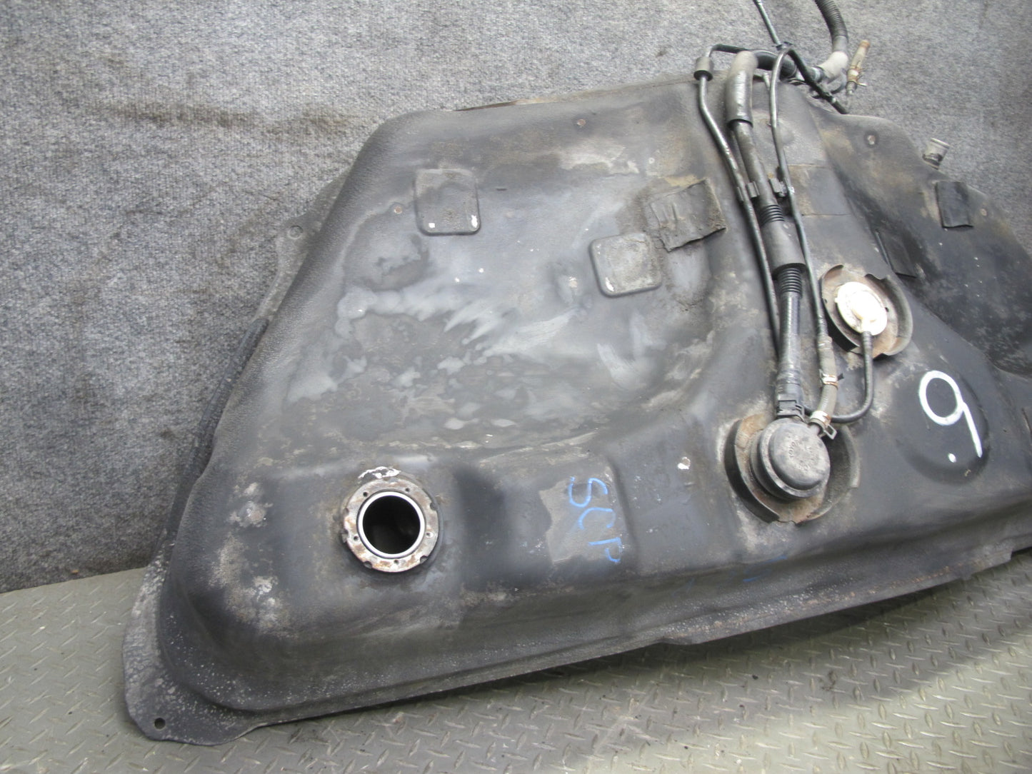 02-05 Lexus Z40 SC430 Gas Fuel Tank Assembly OEM