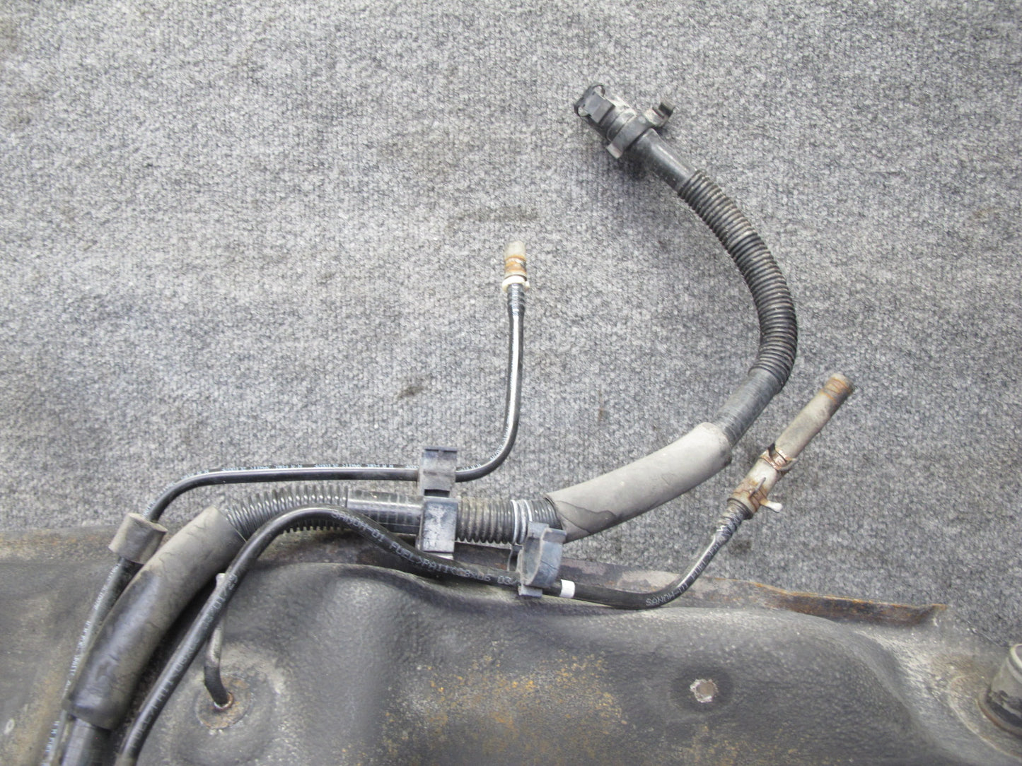 02-05 Lexus Z40 SC430 Gas Fuel Tank Assembly OEM