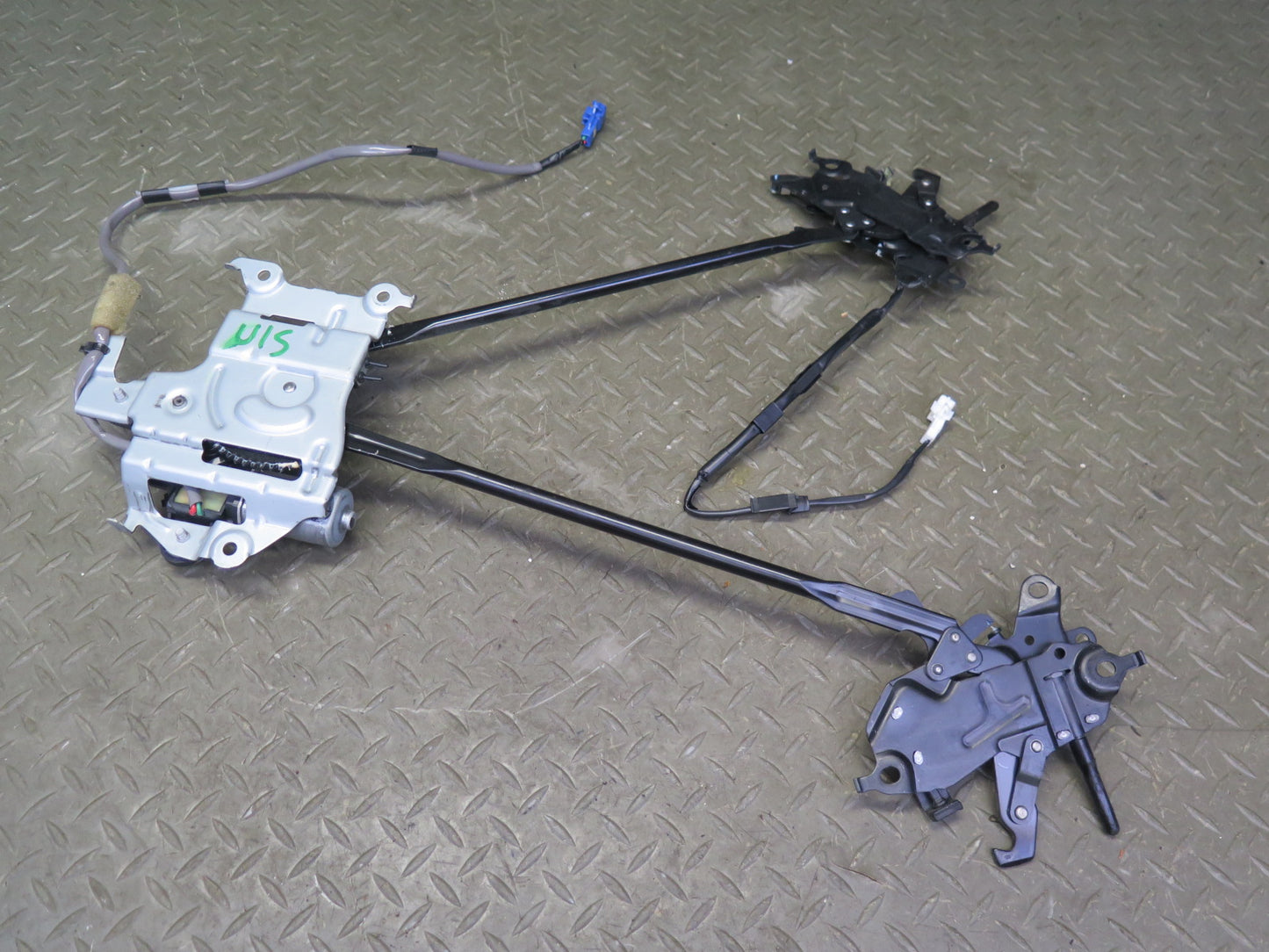 10-13 Lexus IS350 IS250 Convertible Front Trunk Roof Lock Latch Motor Assy OEM