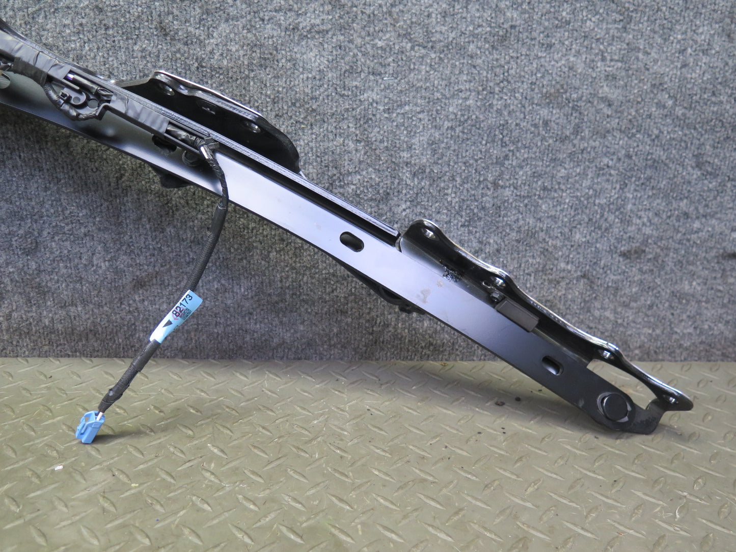 10-13 Lexus IS350 IS250 Convert Set of 2 Rear Electric TOP Roof Motor Hinge OEM